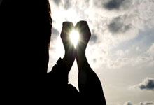 蓝鲸体育直播：训练中谁对你的威胁最大？3C调侃：库巴西、阿劳霍、伊尼戈.